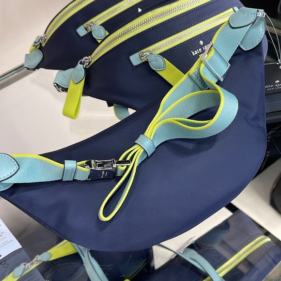 Kate Spade Chelsea Colorblock Belt Waist Bag Fanny Pack
Blazer Blue Multi
NWT - Picture 4 of 16